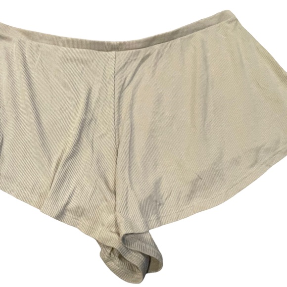 VICTORIA’S SECRET Womens Sleep Shorts Flowy Size Large - Picture 3 of 9